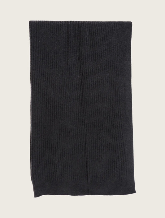 CozyChic Throw (Carbon)